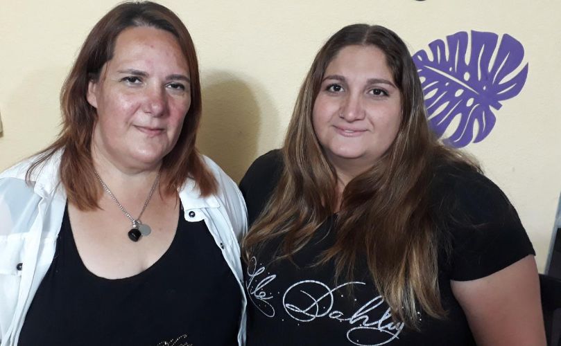 Hola Bonita, de Paula y Mariela
