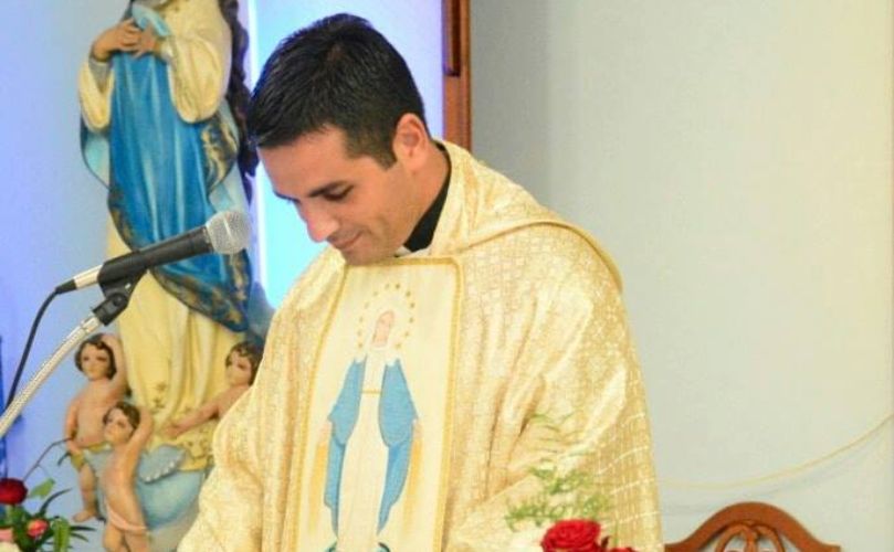 Padre Javier Perello