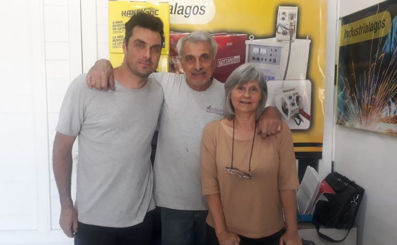 Familia de 'Industria Lagos'