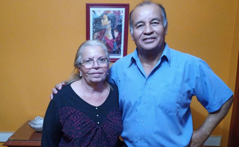 Jesús Rojas junto a Nilda Valejos