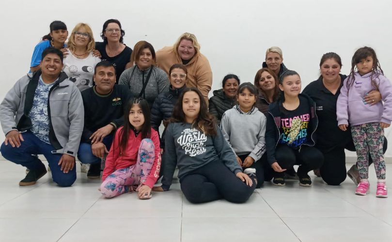 El equipo de la cumbia cruzada del Centro Cultural 