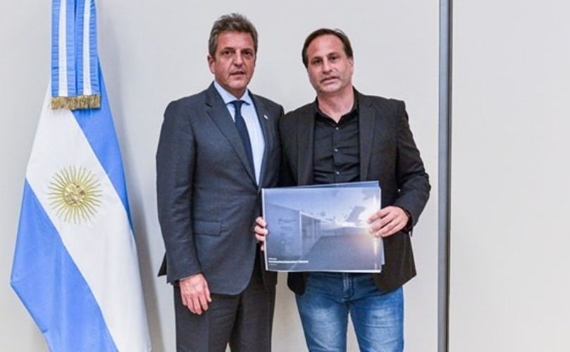 Segio Massa junto a Esteban Ferri