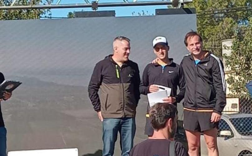 Martín Mollard en podio junto a Esteban Ferri y a Martín Gherardi
