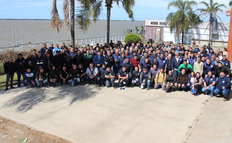 Aceiteros unidos contra el avance del capital