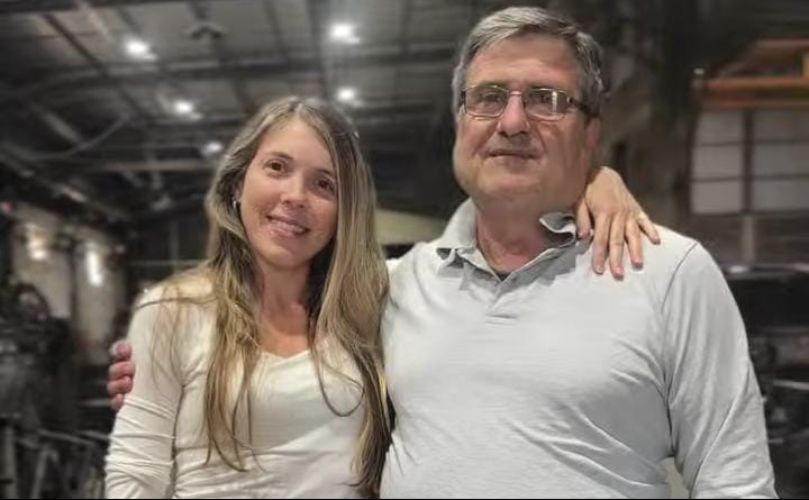 Oscar Maoloni junto a su hija Natalia