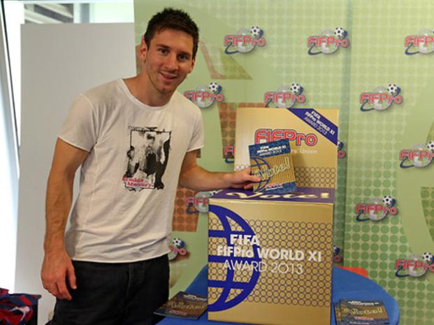 Messi votó esta mañana en la ciudad deportiva de Barcelona.