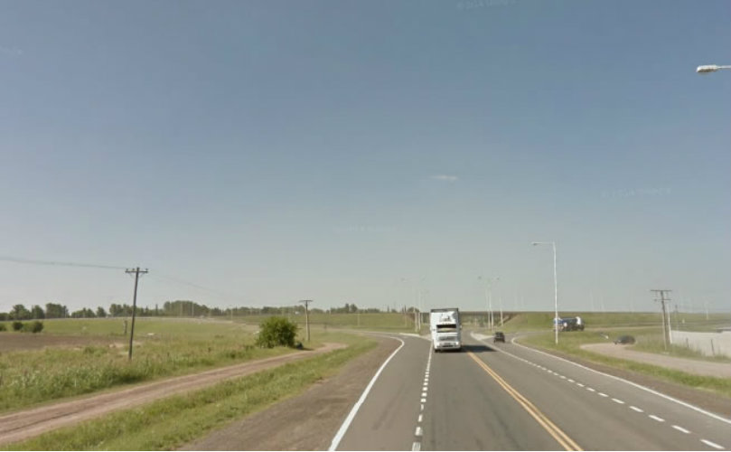 Ruta A012 antes de llegar a la intersección con la autopista Rosario - Córdoba