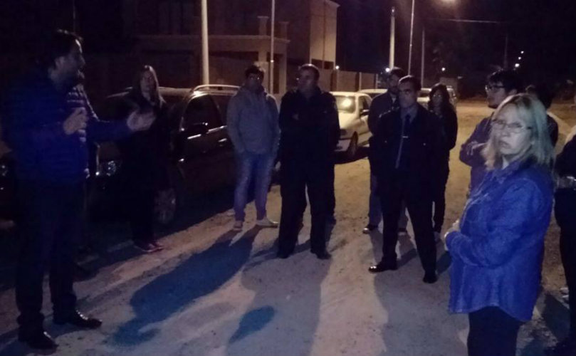 Reunión en el Barrio La Rotonda