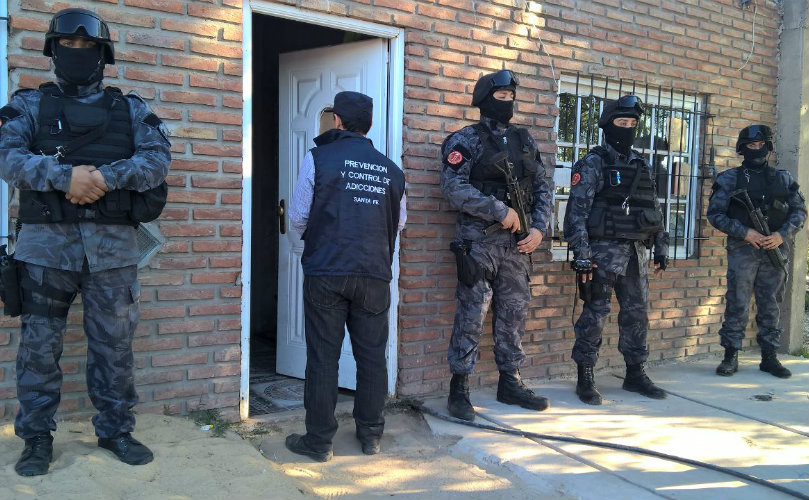Efectivos de la Dirección General de Prevención y Control de Adicciones