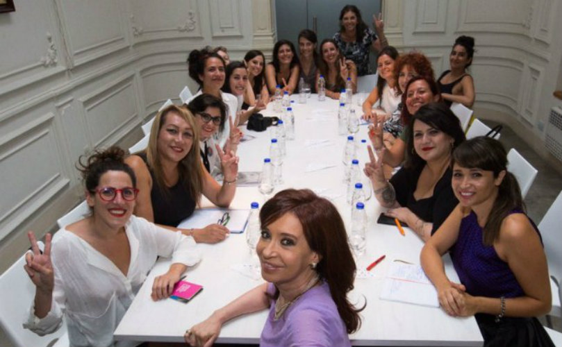 Cristina insta al pueblo a expresarse en la calle 