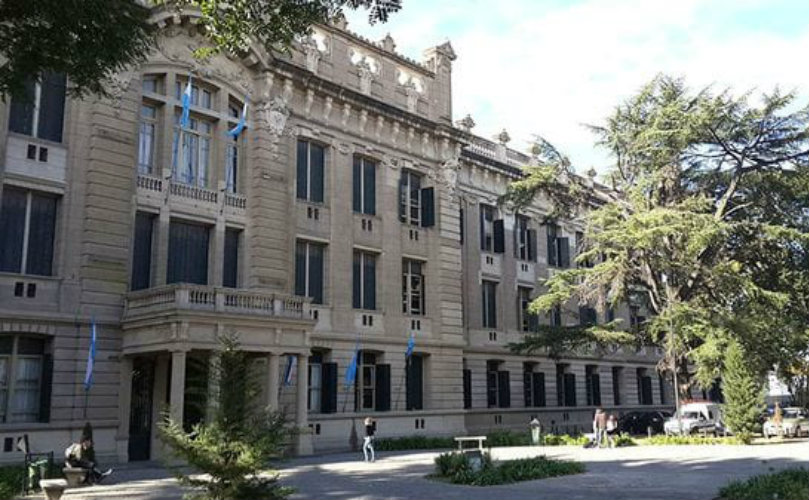  Colegio Nacional Rafael Hernández en La Plata.