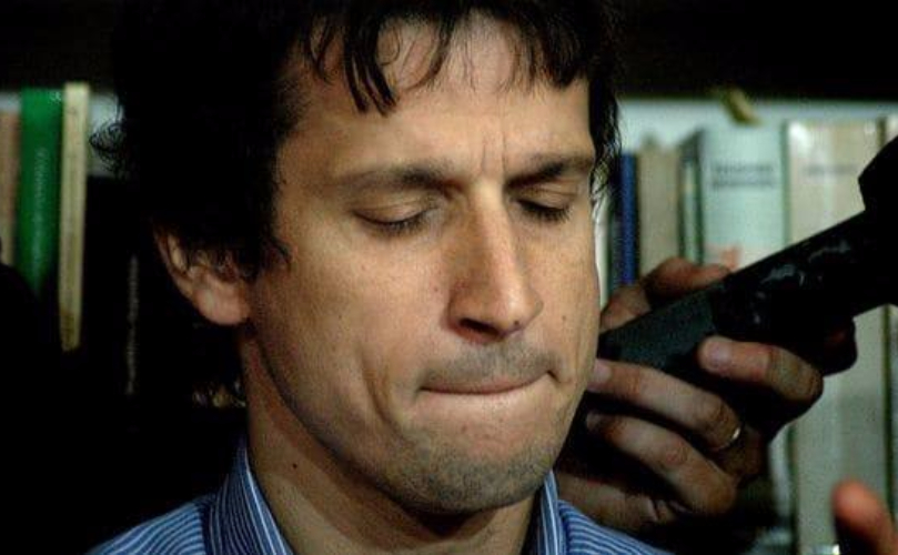 Lagomarsino en el centro de todas las miradas