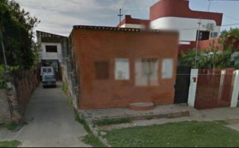 Vivienda donde fue hallado el cuerpo del perro.