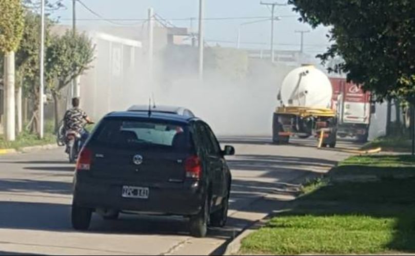 El auto se encontraba estacionado a metros de la escuela 