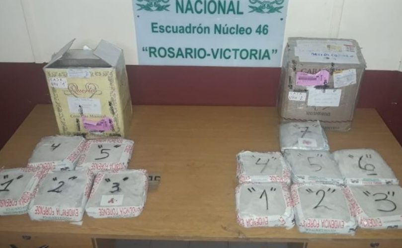 La drog incautada estaba en dos cajas