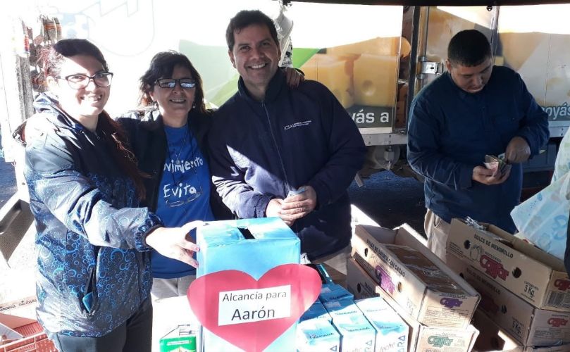 Productos lácteos artesanales y alcancía para Aaron