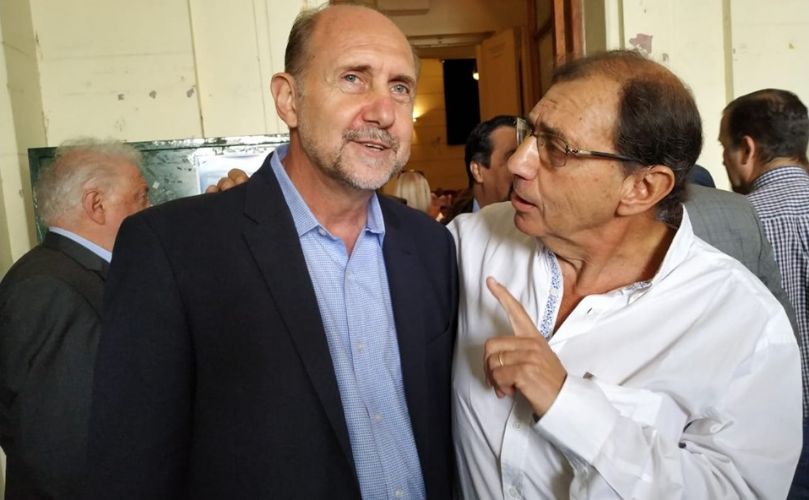 El doctor Kohen junto a Omar Perotti