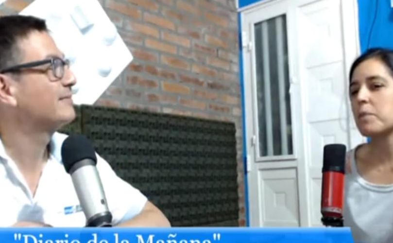 Yanina Merelli junto a su entrevistador,  Andrés Vallasciani