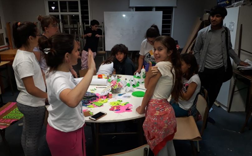 Lumila con 'Los Pupis'