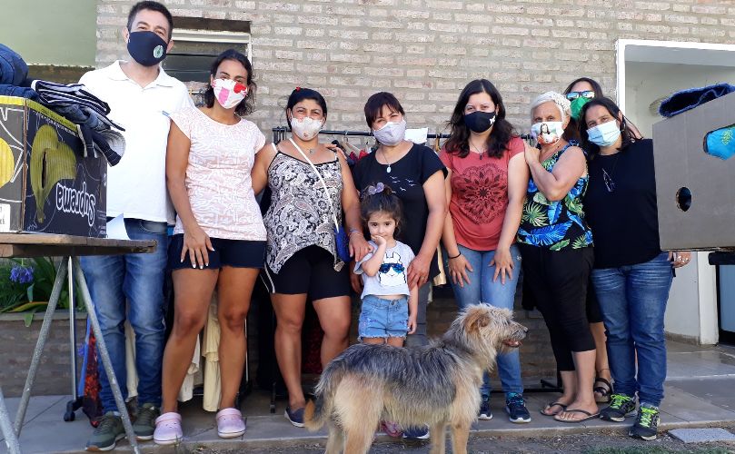 Cadena de Favores y Caritas Parroquial San José unieron esfuerzos
