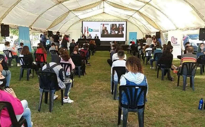 La carpa en donde se realizó el acto