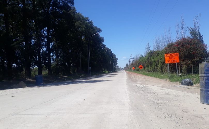 Acceso al barrio 'La Costa'