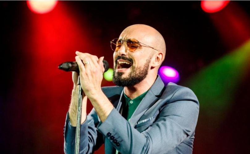 Abel Pintos, suspendido por tiempo indeterminado